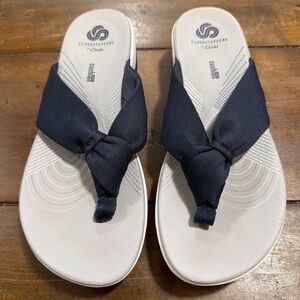 Cloudsteppers by Clarks Navy Knot-Top Flip Flop Sandals